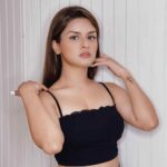 Avneet Kaur (76)