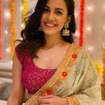Esha Kansara