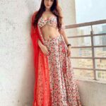 Himani Sharma (26)