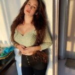 Alina Sen (20)