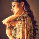 Mouni Roy (6)