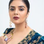 Sreemukhi (6)