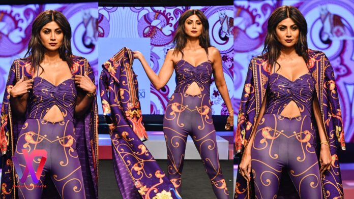 Shilpa Shetty Turns Up The Heat With With Her Bold Look at LFW