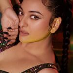Sonakshi Sinha (1)